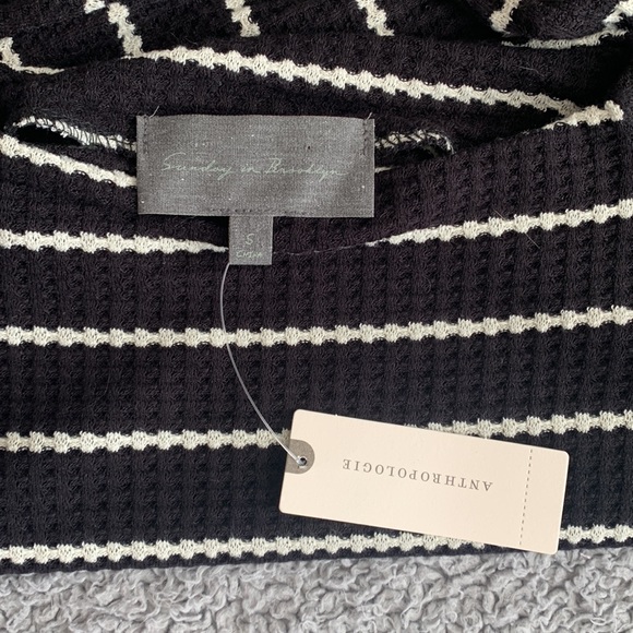 Anthropologie Top - Picture 7 of 7
